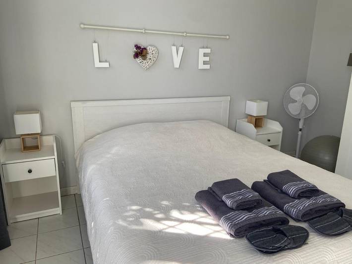 Maison d’hôte pour 3 personnes, avec piscine ainsi que jardin et vue à Toulouse - 3