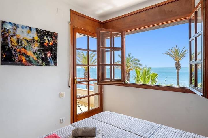 Casa con piscina y parking a 170m playa in Cala d'Arandes (l'Ametlla de Mar), La Ametlla de Mar