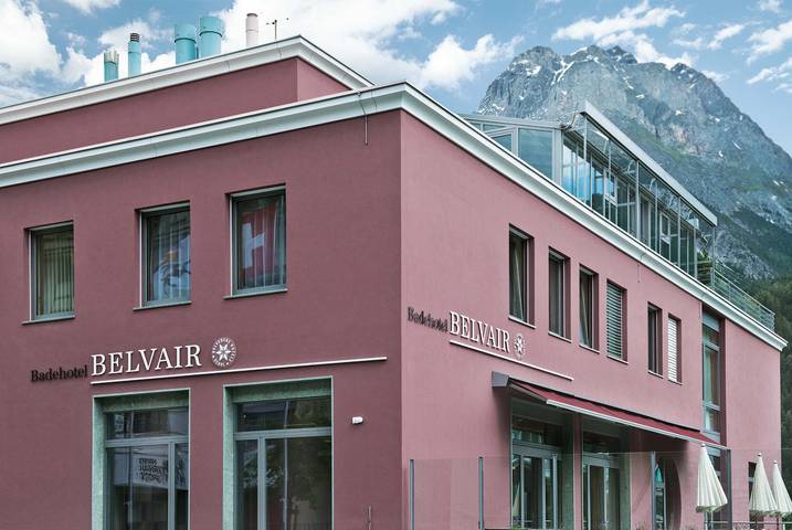 Badehotel Belvair - Doppelzimmer Salon "moderna" mit separatem Salon, Dusche und Wc in Scuol, Unterengadin