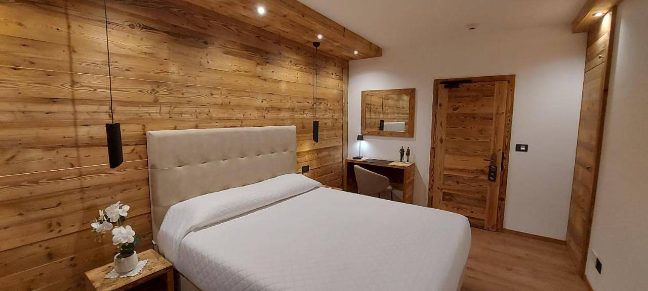 Hotel Corona Ferrea in Sappada, Karnischer Hauptkamm