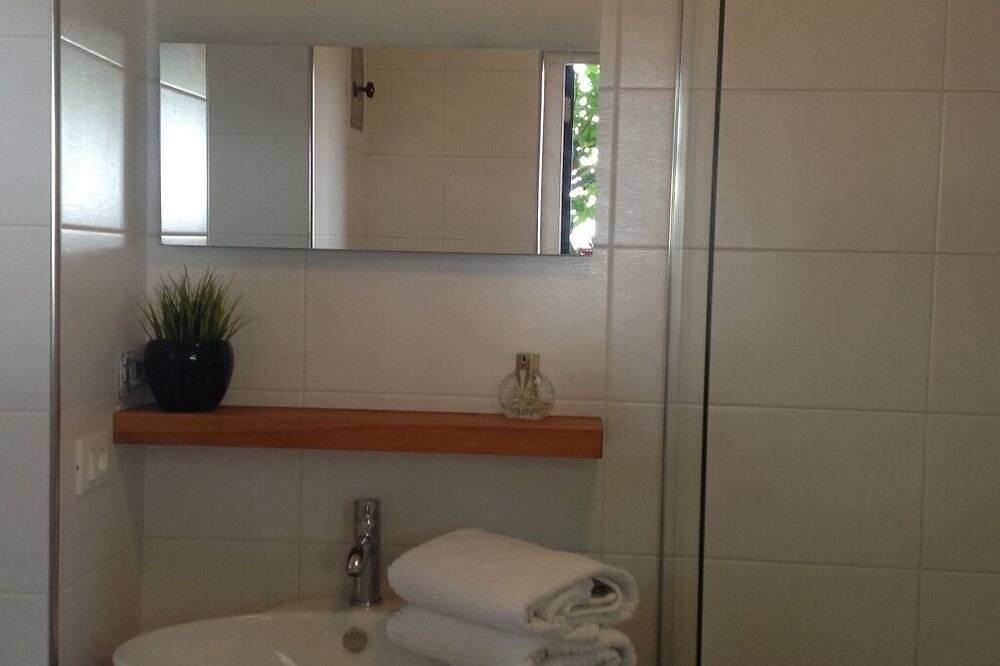 Entire apartment, The perfect place for a mountain and beach vacation! in Montebello di Bertona, Gran Sasso