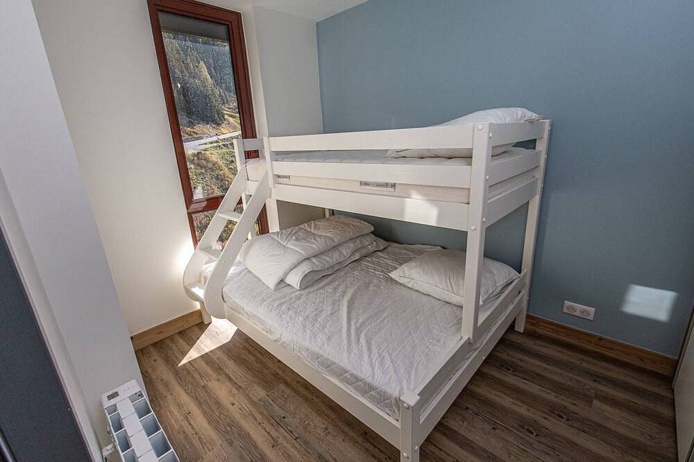 Entire apartment, Renovated apartment in Plagne Bellecôte for 7 people in La Plagne, La Plagne-Tarentaise