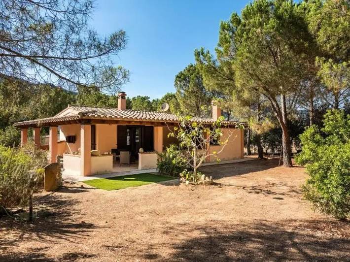 Villa per 4 persone, con Giardino a Solanas