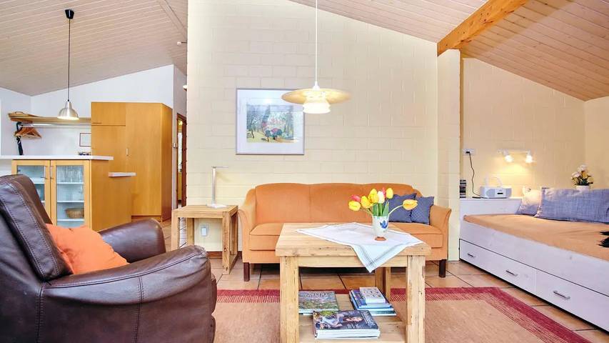 Ferienhaus für 4 Personen, mit Garten und Sauna in Steinbergkirche - 2