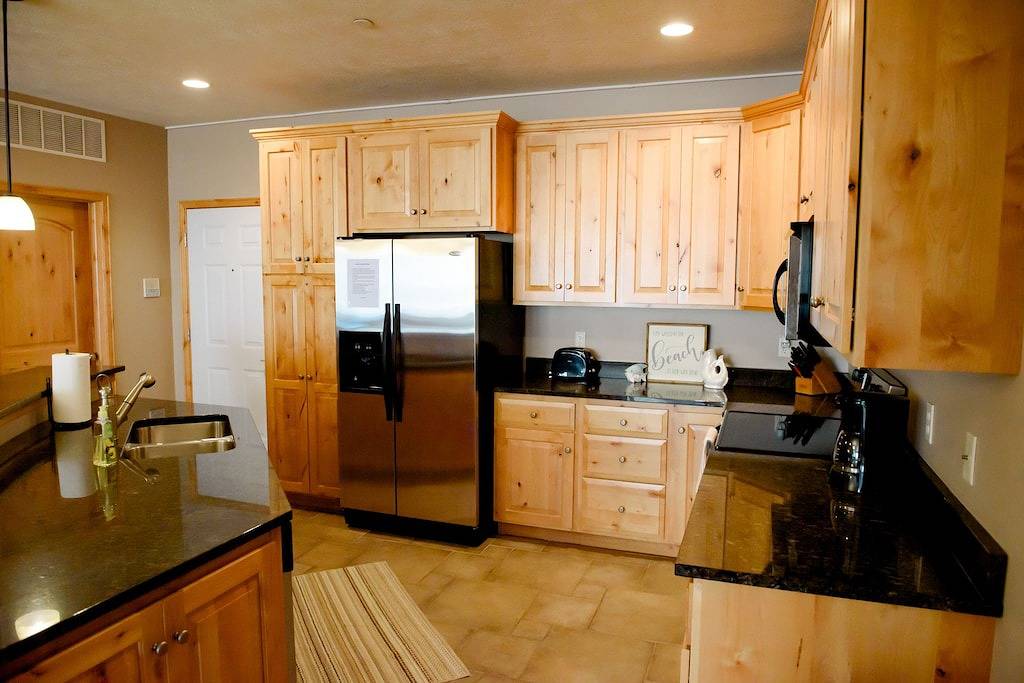 Ganze Wohnung, Awesome Lake View 3 Bett / 2 Bad Wohnung in der Nähe von Bridges Bay Ausstattung! in Dickinson County