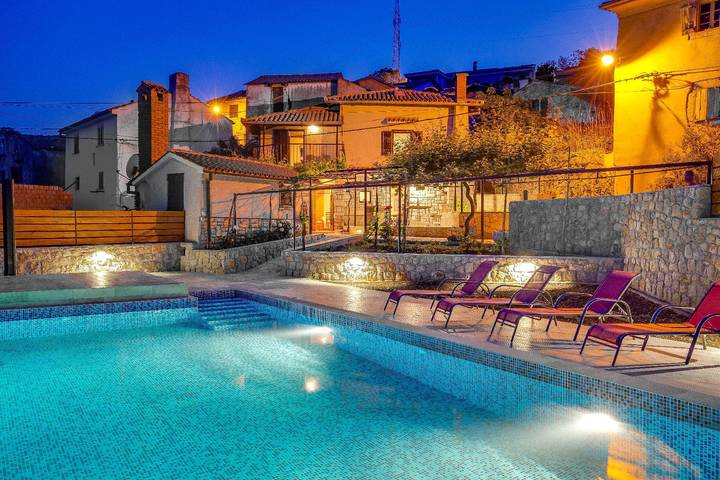 Ferienhaus für 5 Personen, mit Terrasse und Garten, mit Haustier in Moscenicka Draga
