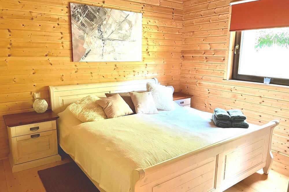 5 Sterne Ferienhaus Tommy mit Kamin,Sauna,Seeblick in Rieden (Eifel), Osteifel