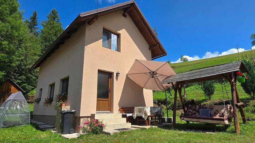 Location de vacances pour 6 personnes, avec vue et terrasse à Alba (Romania)