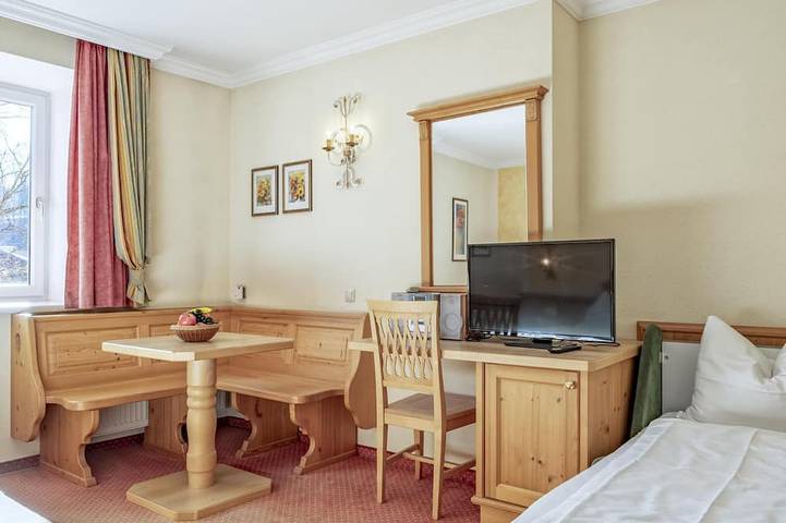 Hütte für 21 Personen, mit Terrasse und Garten sowie Sauna in Fieberbrunn - 3