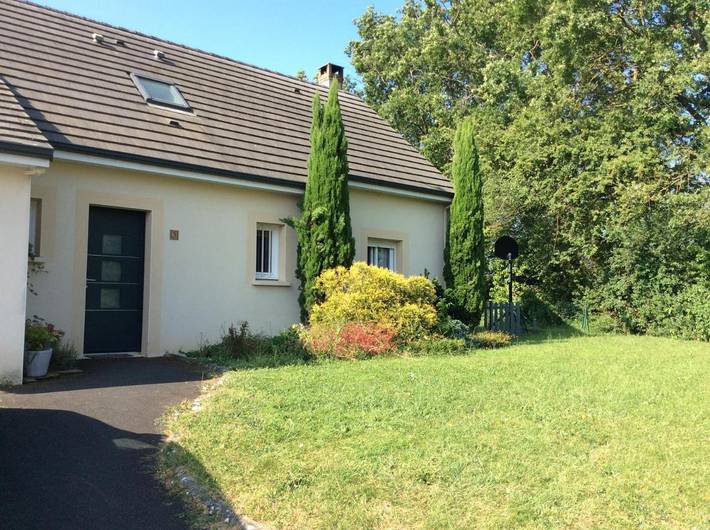 Gîte pour 2 personnes, avec vue et jardin à Étival-lès-le-Mans