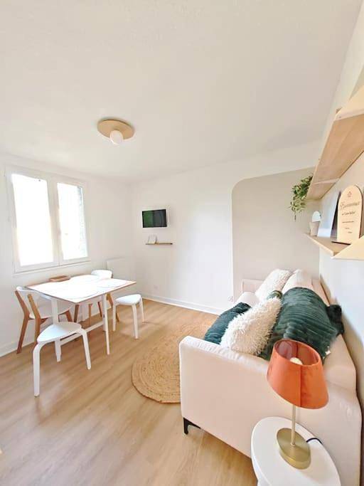 Gîte pour 4 personnes, avec vue et piscine à Bielle (Pyrénées-Atlantiques) - 3