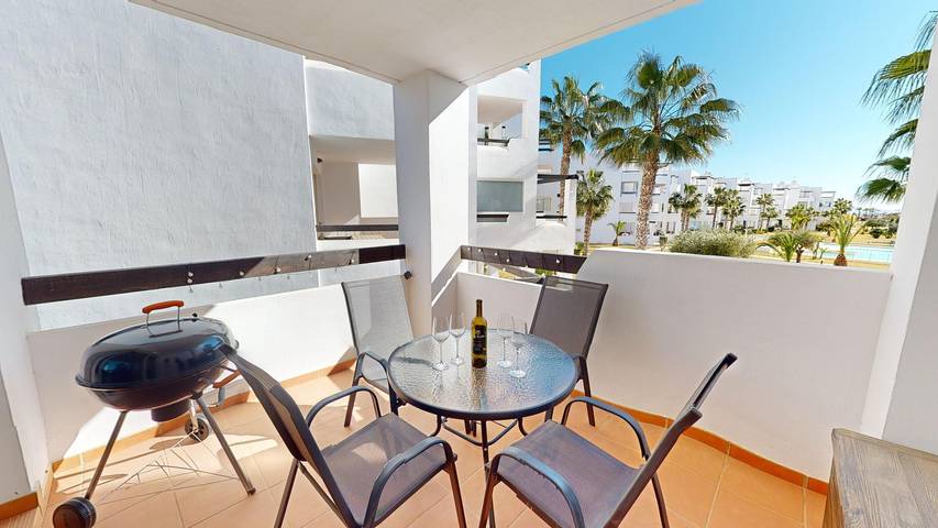 Apartamento para 4 personas, con terraza y piscina, Familias con niños en Torre-Pacheco