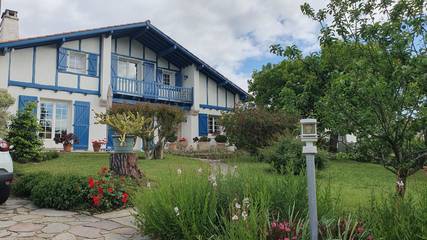 Gîte pour 4 personnes, avec balcon à Anglet