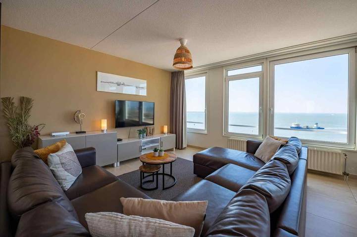 Ganze Wohnung, Schönes 6 Personen Penthouse mit Meerblick in Vlissingen. in Vlissingen, Walcheren