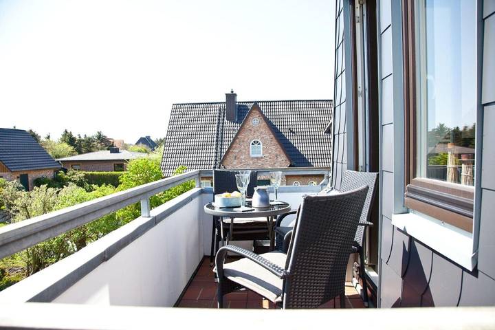 Ganze Wohnung, Lichtdurchflutete 3-Zimmerwohnung mit ca. 68 m², für bis zu 4 Personen in Nordfriesische Inseln (Schleswig-Holstein) (Schleswig-Holstein), Wenningstedt