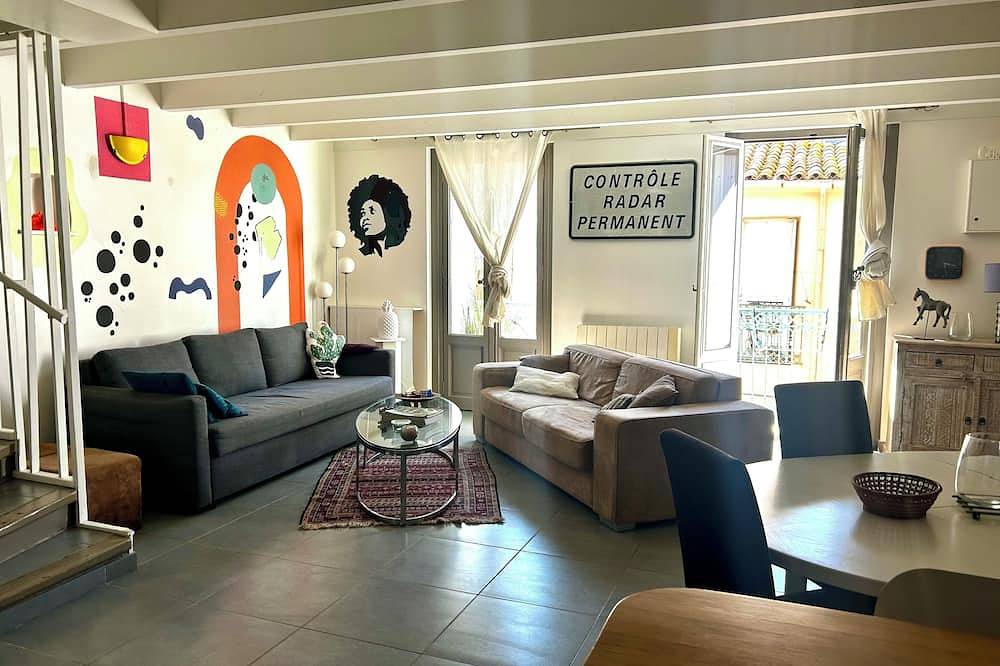 Appartement entier, Appartement en duplex, 3 chambres, 5 mn à pied du centre ville in Sète, Côte méditerranéenne (France)