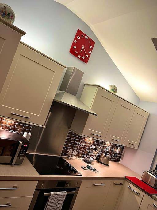 Entire apartment, Countryside in the Town. in Shrewsbury, Shropshire