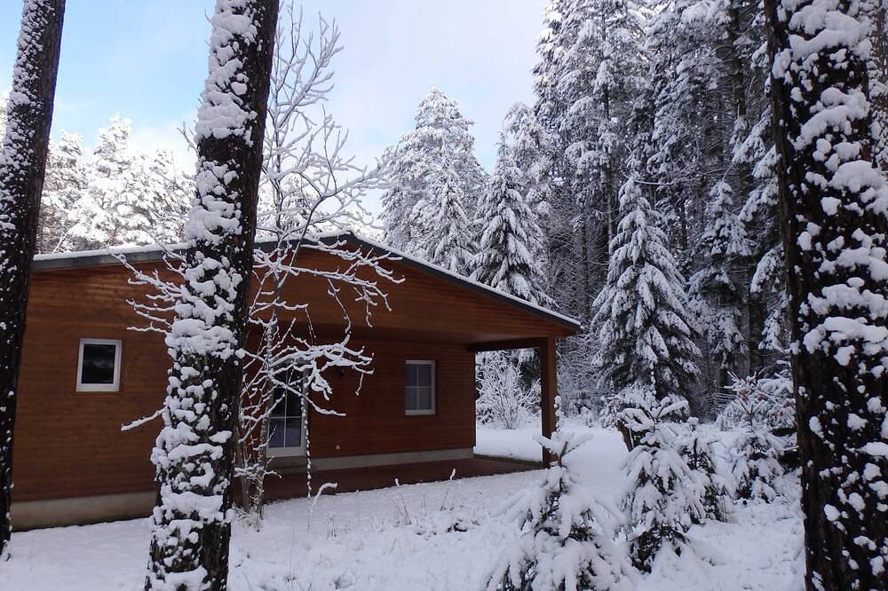 Ganze Wohnung, Ferienhaus10 - Dependance Ferienhäuser am Kastavensee in Himmelpfort, Uckermark