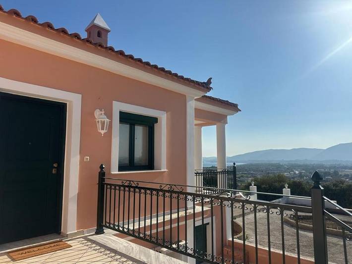 Villa voor 4 personen, met uitzicht en balkon in Kalamaki