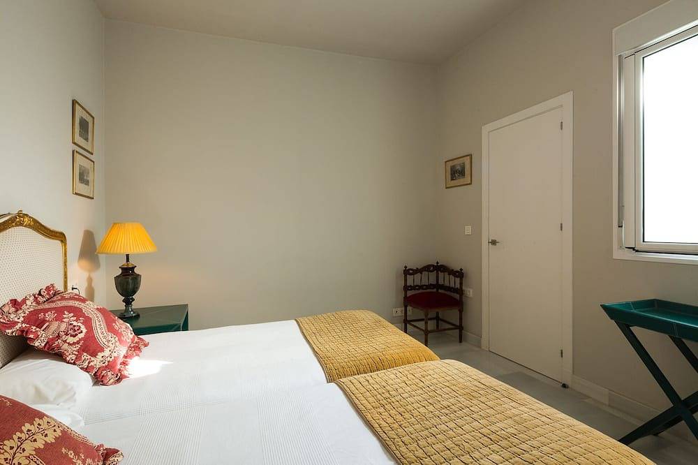 Ganze Wohnung, Mateos Gago 3D. 3 Schlafzimmer, 3 Bäder, Dombereich in Casco Antiguo, Sevilla