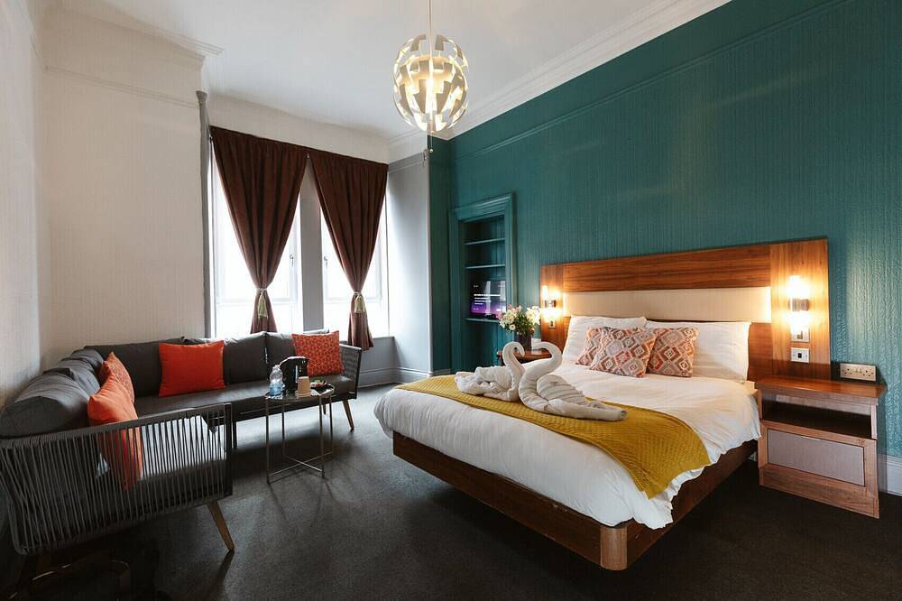 First Floor Room - 3 in Paisley, Renfrewshire