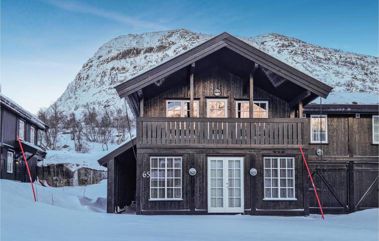 Ferienhaus für 9 Personen, mit Terrasse und Garten sowie Ausblick - 1