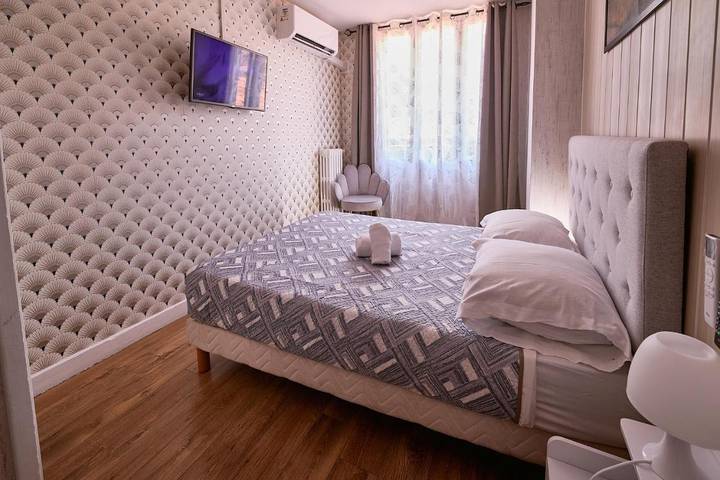 Hôtel pour 3 personnes à Riom - 3