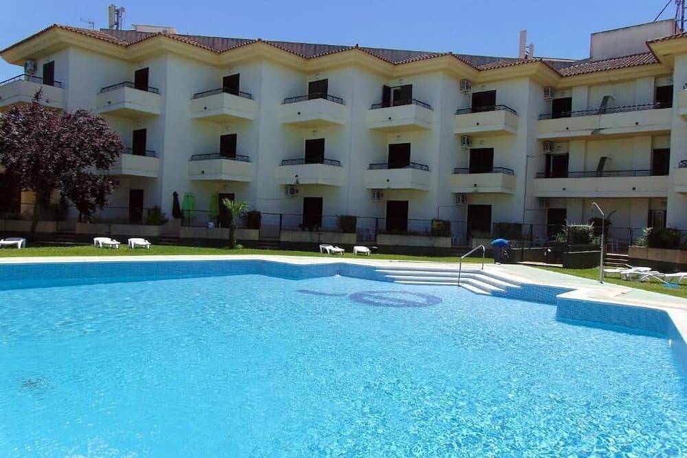 . in Mairena del Aljarafe, Sevilla Province