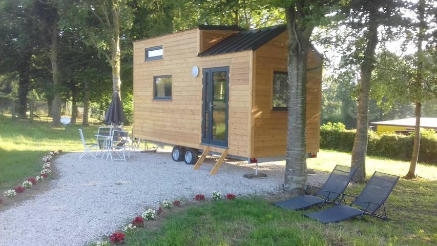 Location de vacances pour 3 personnes, avec Jacuzzi et Terrasse ainsi que Jardin et Sauna à Bourthes