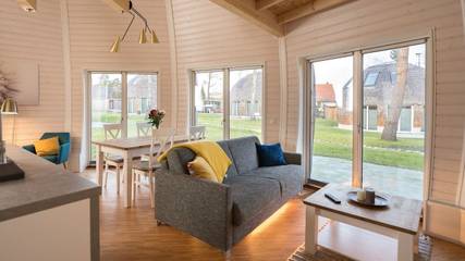 Ferienhaus für 6 Personen, mit Terrasse und Sauna in Penzlin