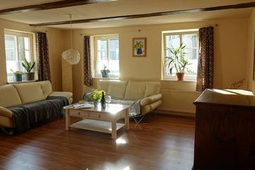 Ferienwohnung für 4 Personen, mit Garten und Balkon in Krippen