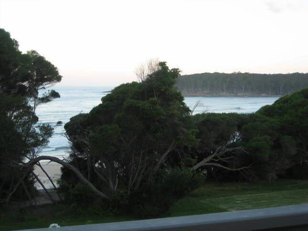 La Cabane - 1 Schlafzimmer Beachside Cottage in Pambula Beach, New South Wales
