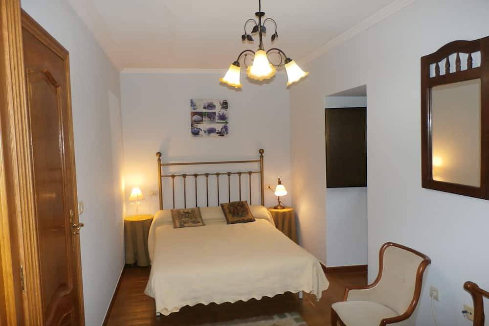 Casareboredo, großartig und einladend. Kühl und warm am Meer gelegen in Boiro, Rías Baixas