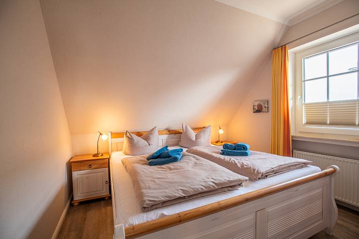 Ferienhaus für 5 Personen, mit Garten und Terrasse, kinderfreundlich in Neuharlingersiel - 4