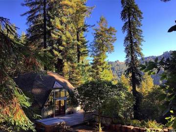 Log Cabin for 6 Guests in Russian River, Sonoma County, Picture 2
