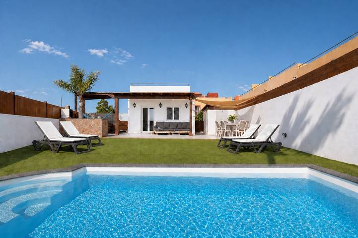Casa vacanza per 10 persone, con Giardino a La Oliva