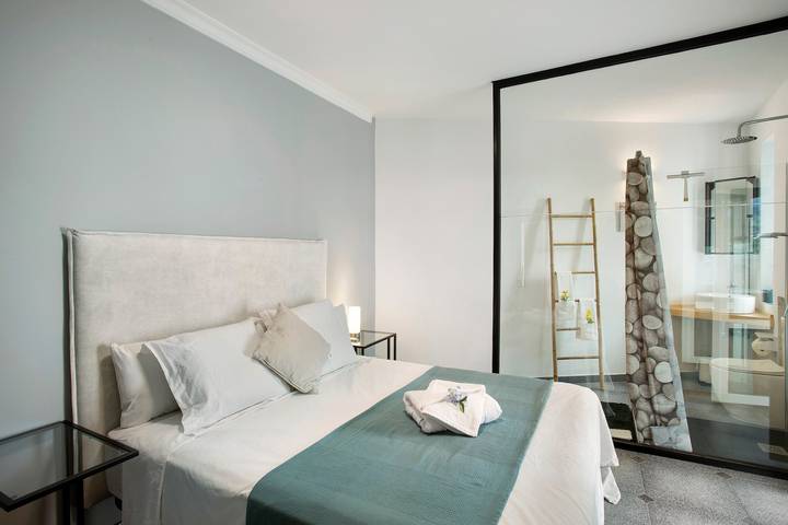 Apartamento entero, Apartamento vacacional "Carmelo Y Carmela 3" con vistas a la montaña, terraza privada y Wi-Fi in San José del Álamo, Teror