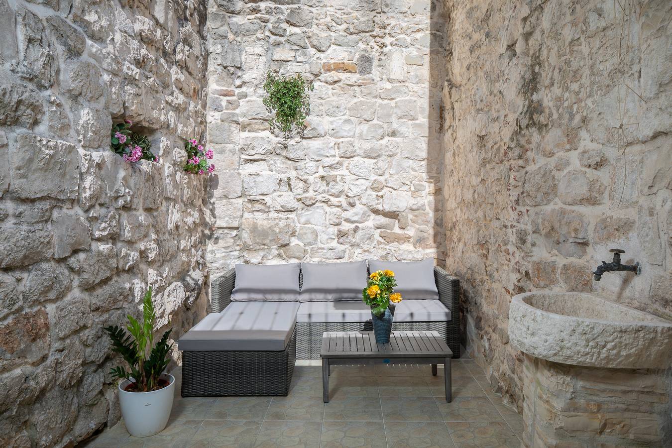 Hel ferieleilighet, Luxury spacious studio in the heart of Split in Split, Split-Dalmatia