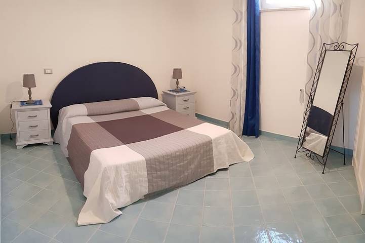 Ferienhaus für 4 Personen, mit Terrasse und Garten in Ponza - 2