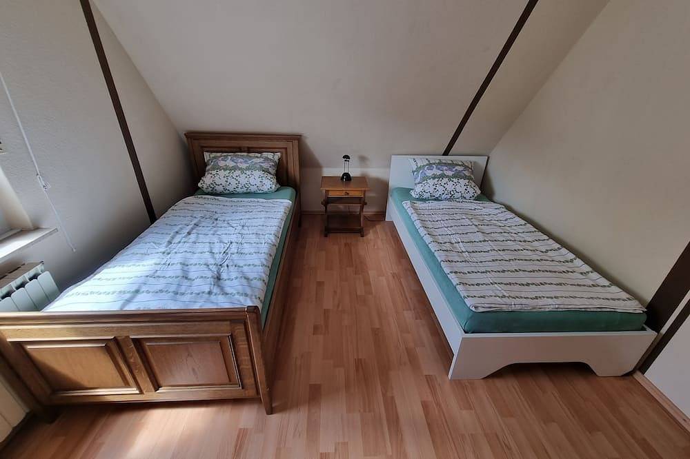 Ganze Wohnung, Ferienwohnung mit Balkon im wunderschönen Tecklenburg, Wanderwege(Teutoschleife) in Tecklenburg, Münsterland