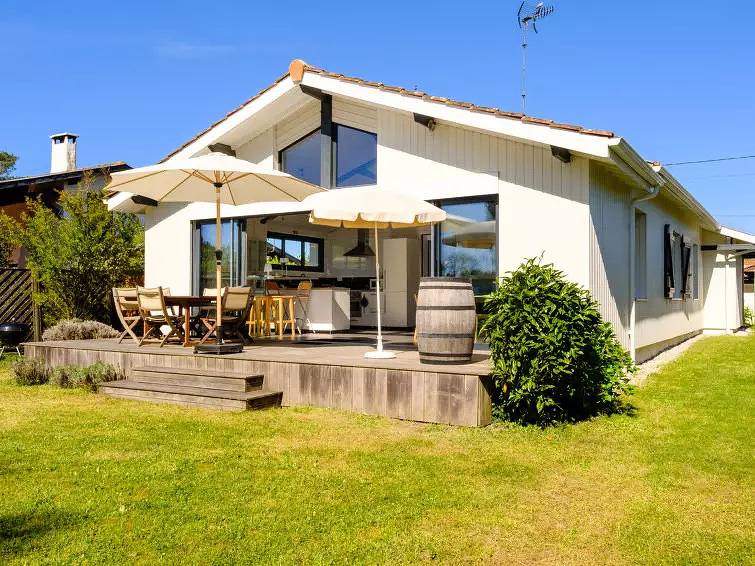 Maison 7 Personnes in Cassy, Lanton