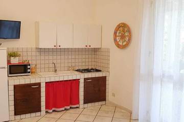Log Cabin for 2 People in Castelvetrano (Municipality), Trapani Province, Photo 4
