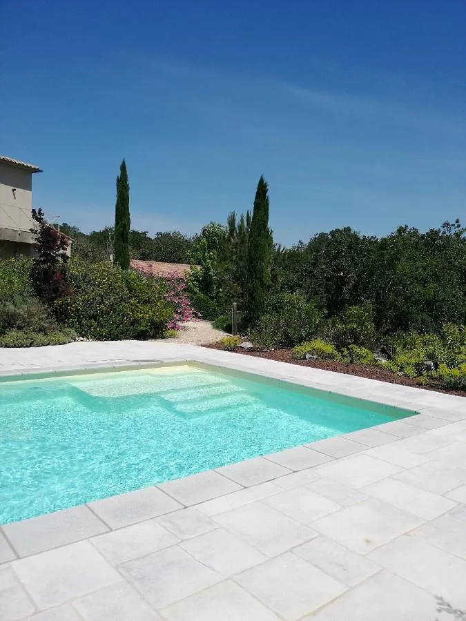 Gîte pour 4 personnes, avec jardin ainsi que piscine et vue - 1