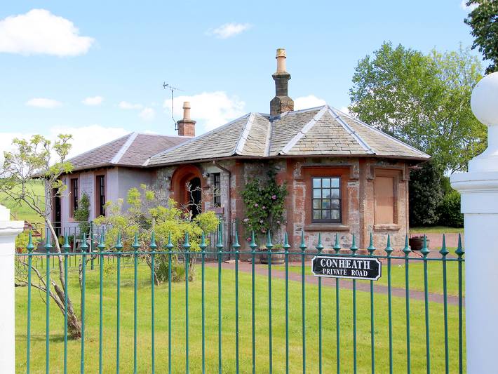 Cottage for 4 people, with garden in Dumfries and Galloway