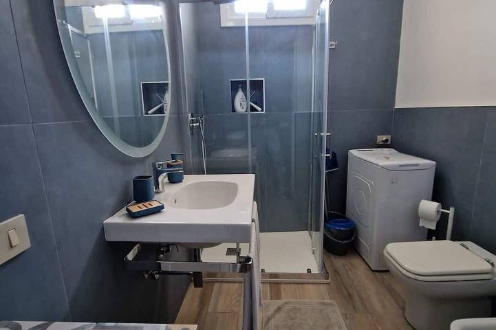 Gîte pour 5 personnes, avec Balcon à Sferracavallo - 4