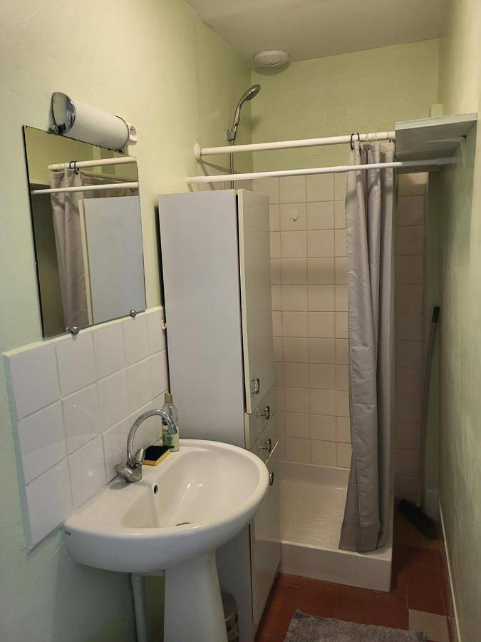 Gîte pour 4 personnes, avec vue à Lapalisse - 4