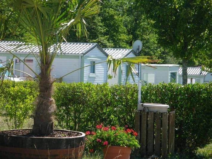 Location de vacances pour 4 personnes, avec piscine à Verteillac - 3