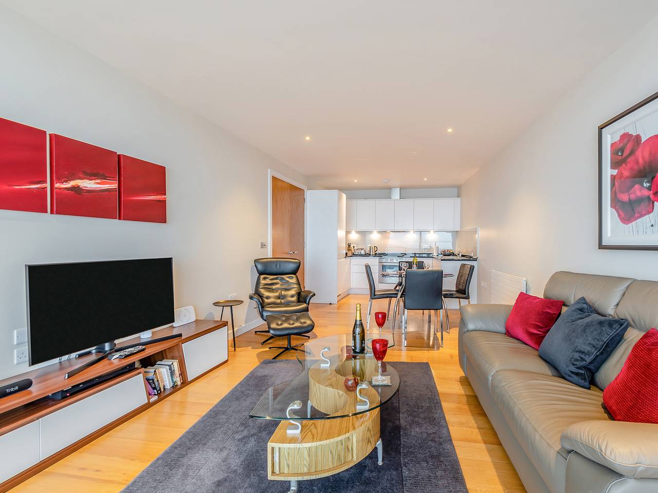 Entire apartment, Apartment 50 in Westward Ho, Hartland Devon Heritage Coast