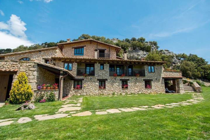 Casa rural para 2 personas, con Balcón y Terraza además de Jacuzzi y Jardín en Morella