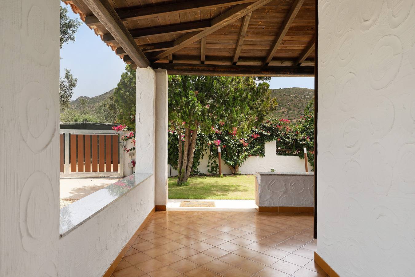 Casa Vacanze 'Villa Nino - Solanas' con Vista Montagna, Wi-Fi e Aria Condizionata in Solanas, Comune di Sinnai